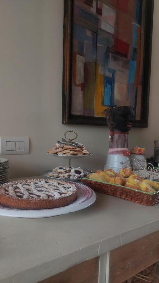 Pioppi Neri R&B Bed & Breakfast Felino ภายนอก รูปภาพ